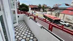 Gambar tidak terklasifikasi, 5 dari 122, tombol
