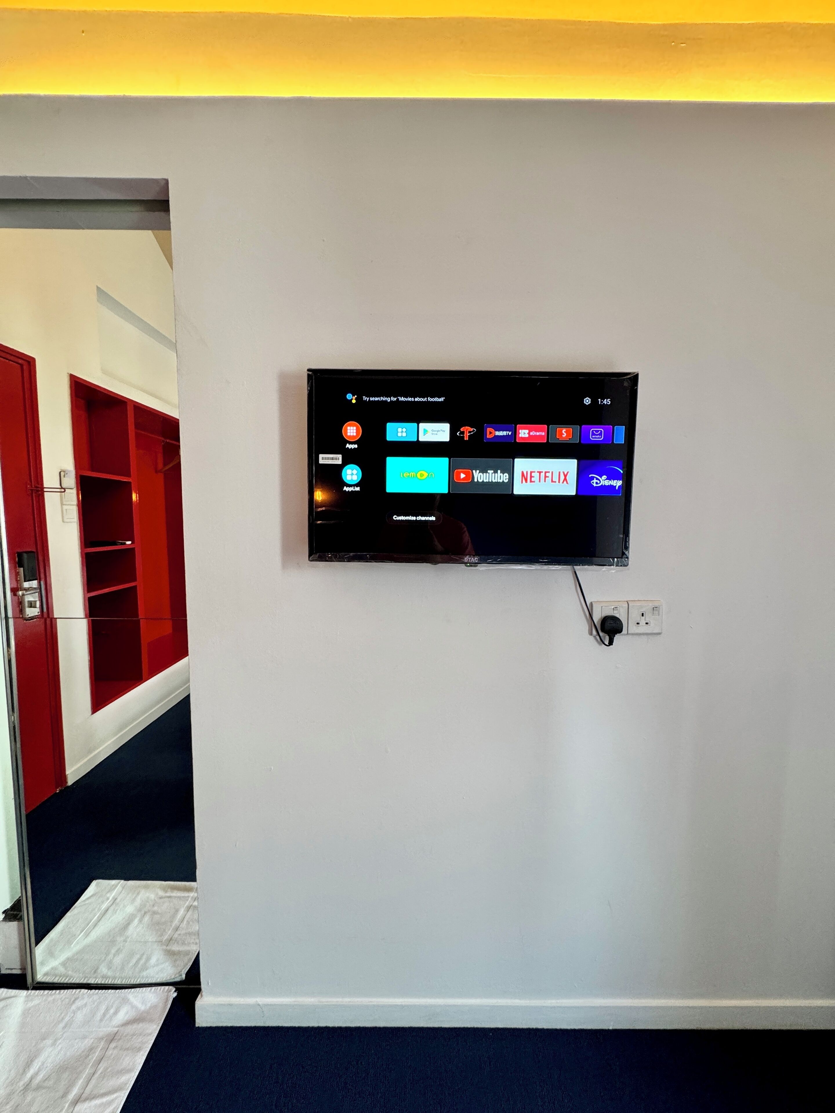 Deluxe Double Room, 1 Queen Bed, Non Smoking | Free WiFi, bed sheets