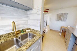 Fridge, microwave, dishwasher, coffee/tea maker