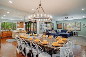 Superior House, Patio, Mountain View | In-room dining