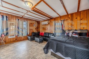 1 bedroom, travel crib, WiFi, bed sheets