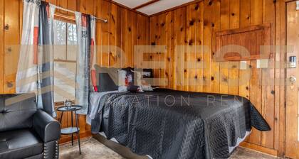 Beach Cabin #5, Private/Shared Beach - Cabin #5