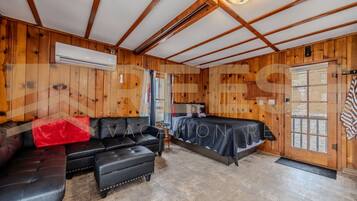 1 Schlafzimmer, Reisekinderbett, WLAN, Bettwäsche