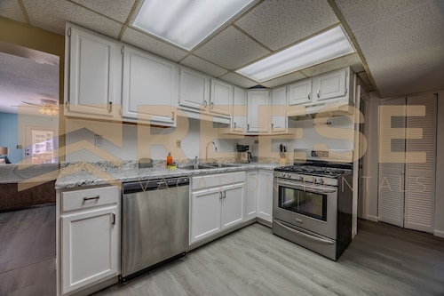 Classic Lakeside Home