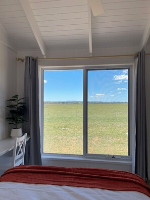 Cottage, Kitchen, Garden View | View from room - Kingdom Cottages (Gulgong)