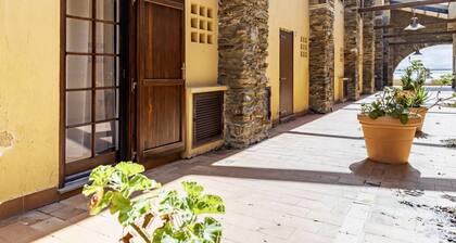 GuestHost Dreamy Stintino: Seafront, A/C & Parking