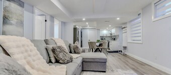 Luxurious Unit in Hyde Park