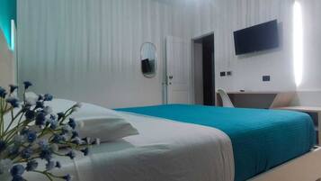 1 chambre, fer et planche Ă repasser, Wi-Fi gratuit, draps fournis