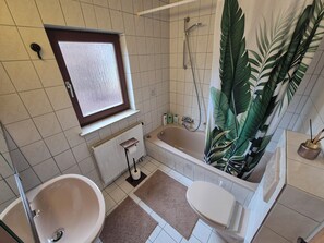 Handdoeken, zeep, shampoo, toiletpapier