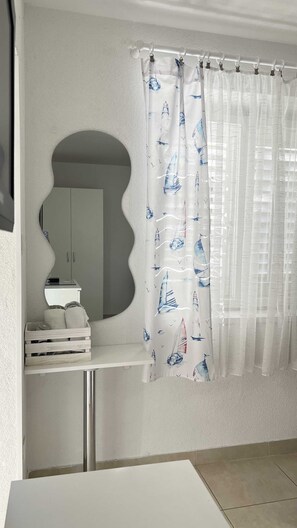 Studio (Superior Studio Apartment) - Apartmani Vela Makarska (Makarska)