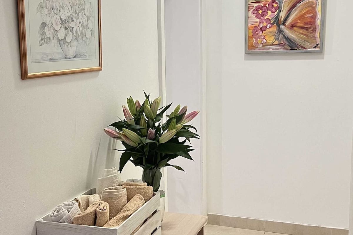 อพาร์ทเมนท์ (Two Bedroom Apartment With Balcony) | ภายใน
