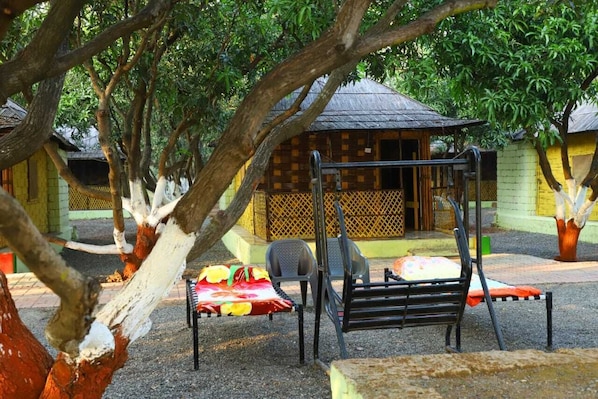 Comfort Double Room, Garden View | Garden view - Radhe Farm (200mtr from Devaliya Park) (Maliya)