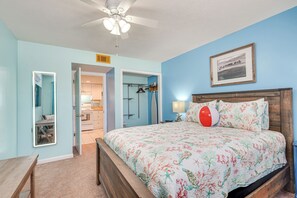 1 chambre, fer et planche à repasser, accès Internet, draps fournis