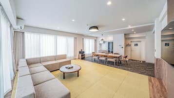 Suite, Non Smoking, Balcony | Free WiFi