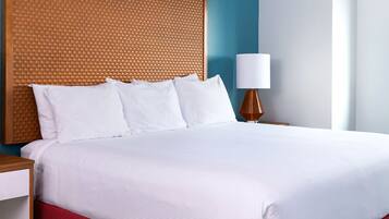 3 habitaciones, caja de seguridad en la habitación y escritorio