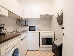 Fridge, microwave, oven, toaster