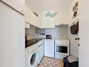 Fridge, microwave, oven, toaster