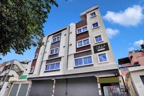 House | Bahagian luar