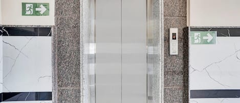 하우스 | 내부