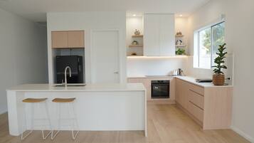 Microwave, oven, stovetop, dishwasher