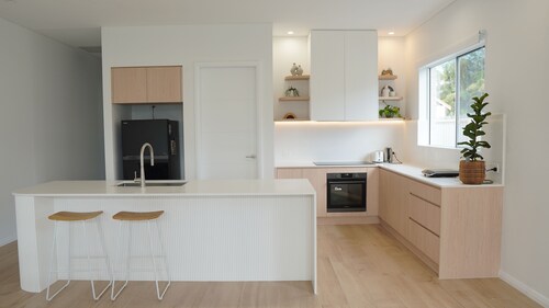 Brand New 4BR Designer Retreat| Miranda Westfield| Cronulla Beach| National Park