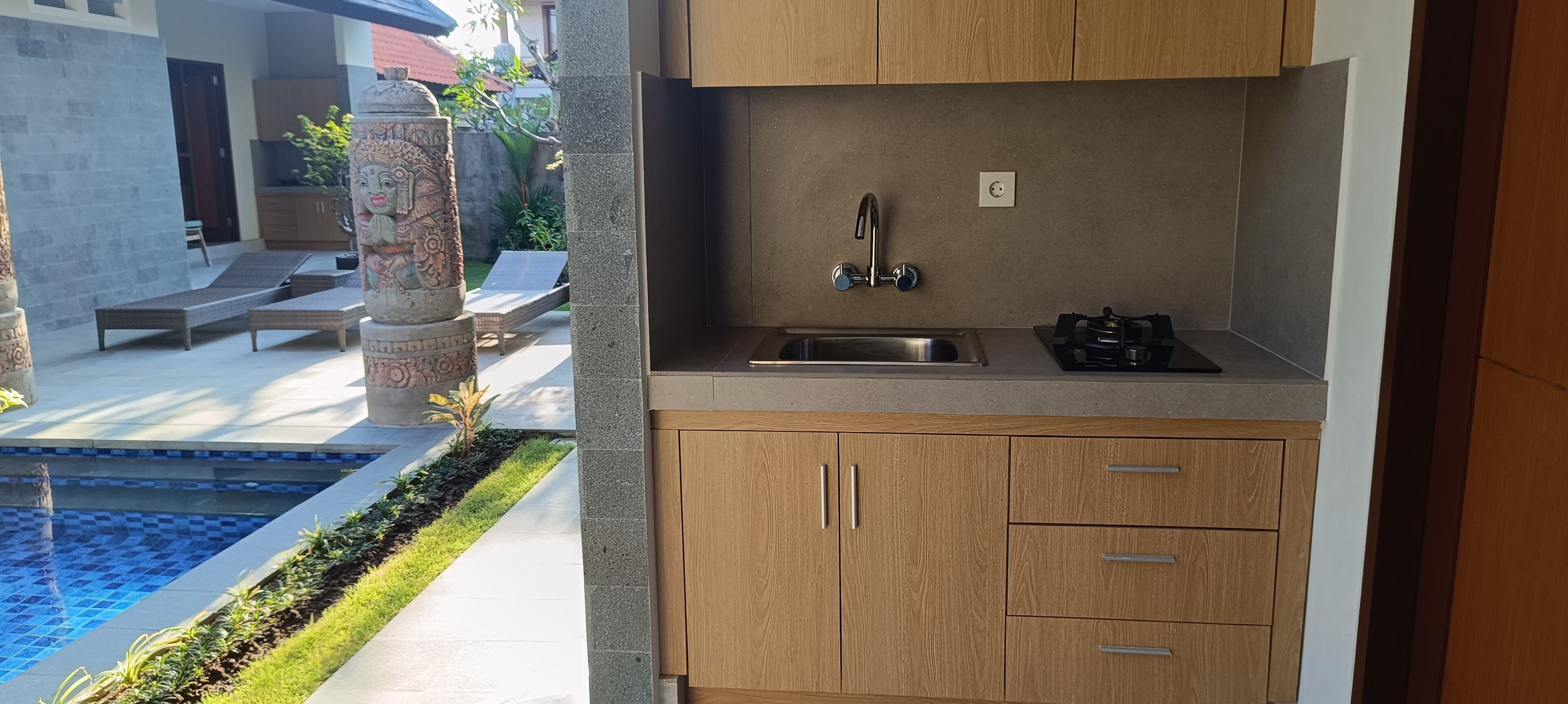 Frigobar, utensilios de cocina