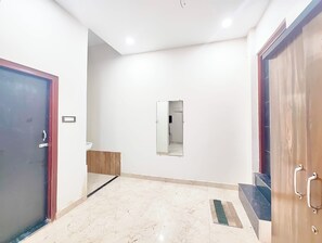 View from property - Hotel Ganges Place Varanasi with free AC (Varanasi)