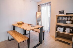 Classic Apart Daire, Sigara İçilmez (40D) | Oturma alanı | Dijital TV kanalları bulunan 40 inç düz ekran televizyon 