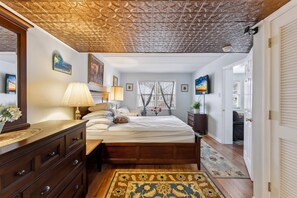 2 makuuhuonetta, silitysrauta/-lauta, Wi-Fi