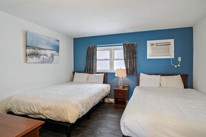 1 chambre, fer et planche à repasser, Wi-Fi gratuit, draps fournis