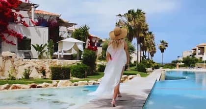 Cassiopeia 1BR Apt on Beach with Pool