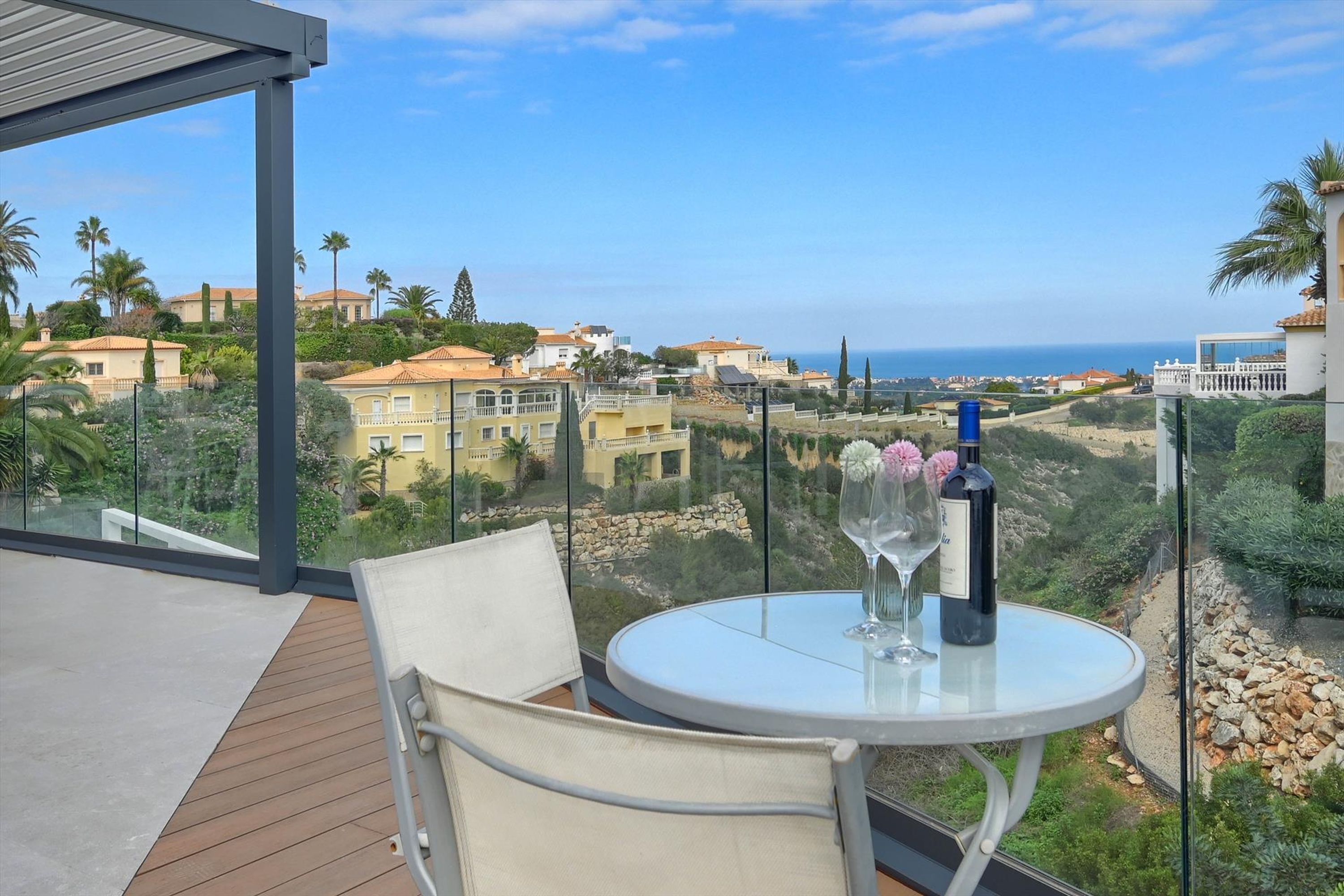 3 عدّة غرف نوم