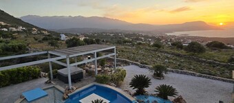 Villa vue mer piscine chauffée