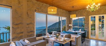 The English Country House