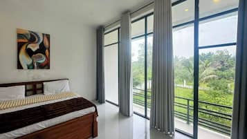 3 bedrooms, WiFi, bed sheets