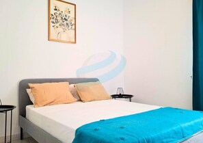 2 bedrooms, WiFi, bed sheets