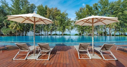 Andaman Pool Villas, Maikhao Beach Phuket