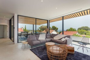 تلفزيون ذكي