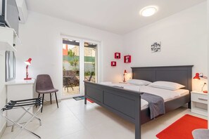2 chambres, fer et planche à repasser, Wi-Fi gratuit