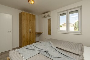 8 室のベッドルーム、インターネット