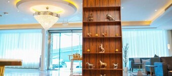 Deluxe Designer Studio in Palette Credi Stay