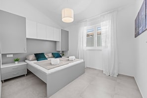 1 chambre, fer et planche à repasser, Wi-Fi gratuit