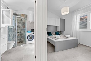 1 chambre, fer et planche à repasser, Wi-Fi