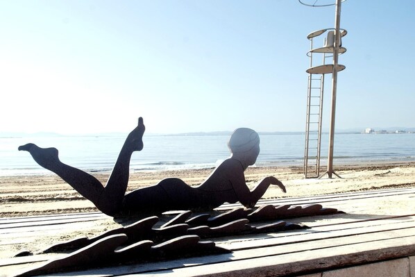 Na praia