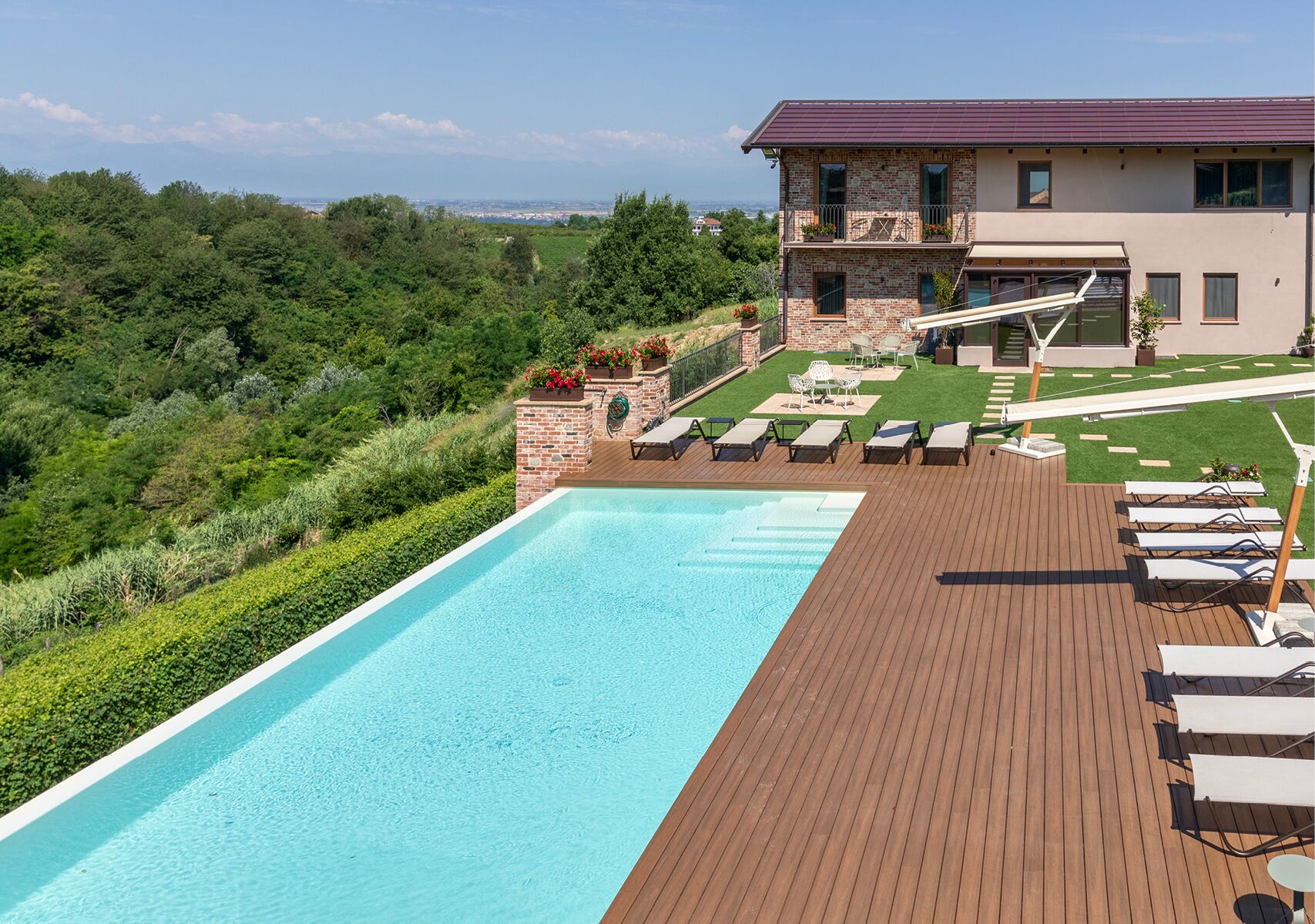 Piscine extérieure (ouverte en saison)