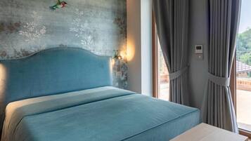 Coffres-forts dans les chambres, bureau, Wi-Fi gratuit, draps fournis