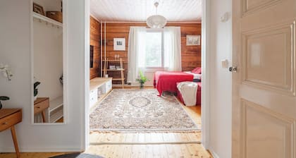 Lovely 1Br Apt. in Calm Neighbourhood