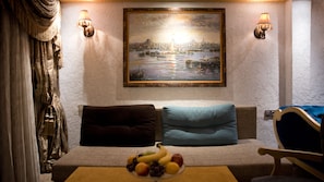 Deluxe Quadruple Room, Sea View | In-room safe, desk, laptop workspace, soundproofing - Grand Ambiance Hotel (Istanbul)