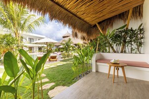 Exclusive Bungalow, Pool View | Terrace/patio