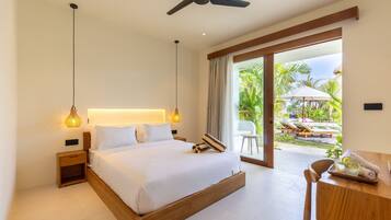 Deluxe Double Room, Garden View | Minibar, free WiFi